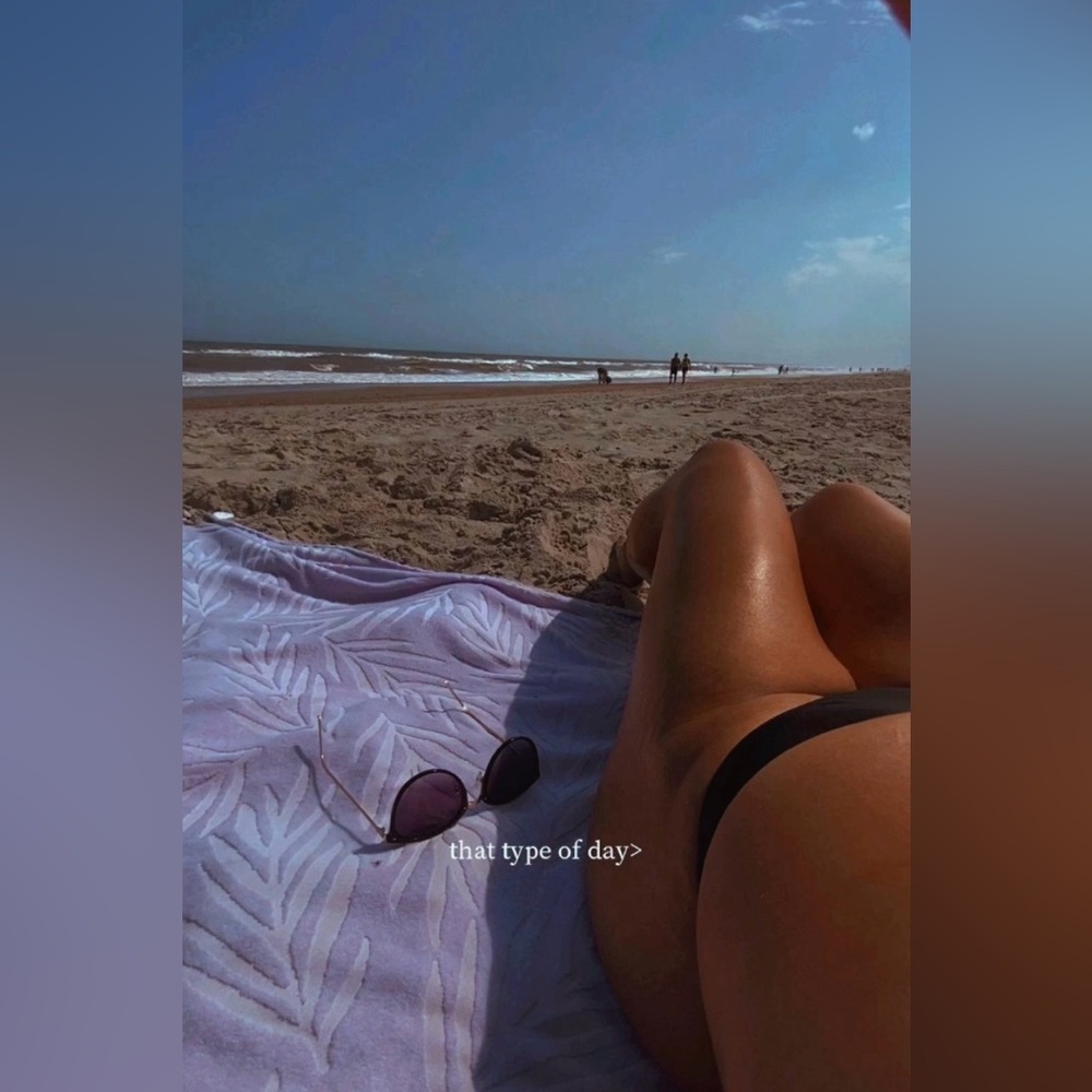 𝐖𝐞𝐥𝐜𝐨𝐦𝐞 𝐭𝐨 𝐦𝐲 𝐜𝐥𝐨𝐬𝐞𝐭!🤍 - Picture 9 of 11